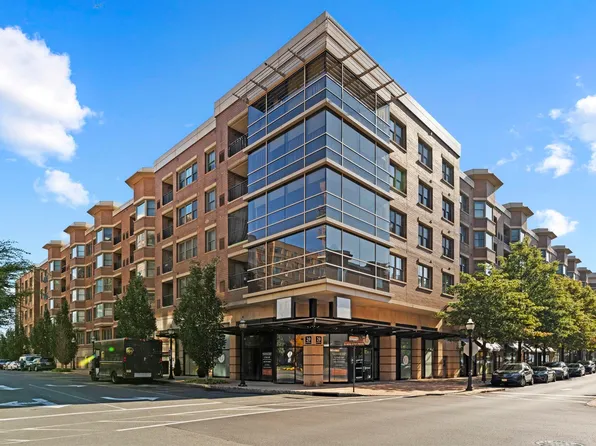 20 Avenue At Port Imperial APT 223, West New York, NJ 07093