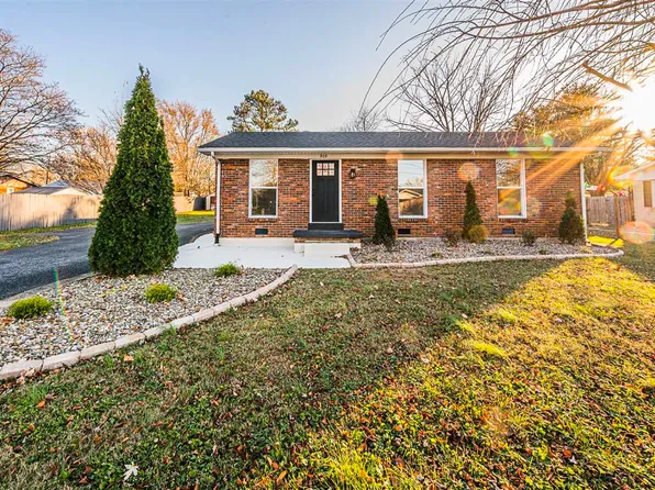 303 Sunset Cir, Franklin, KY 42134