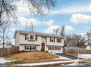 2004 Aberdeen Dr, Crofton, MD 21114