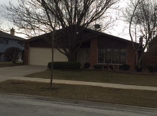 8329 Tanbark Dr, Tinley Park, IL