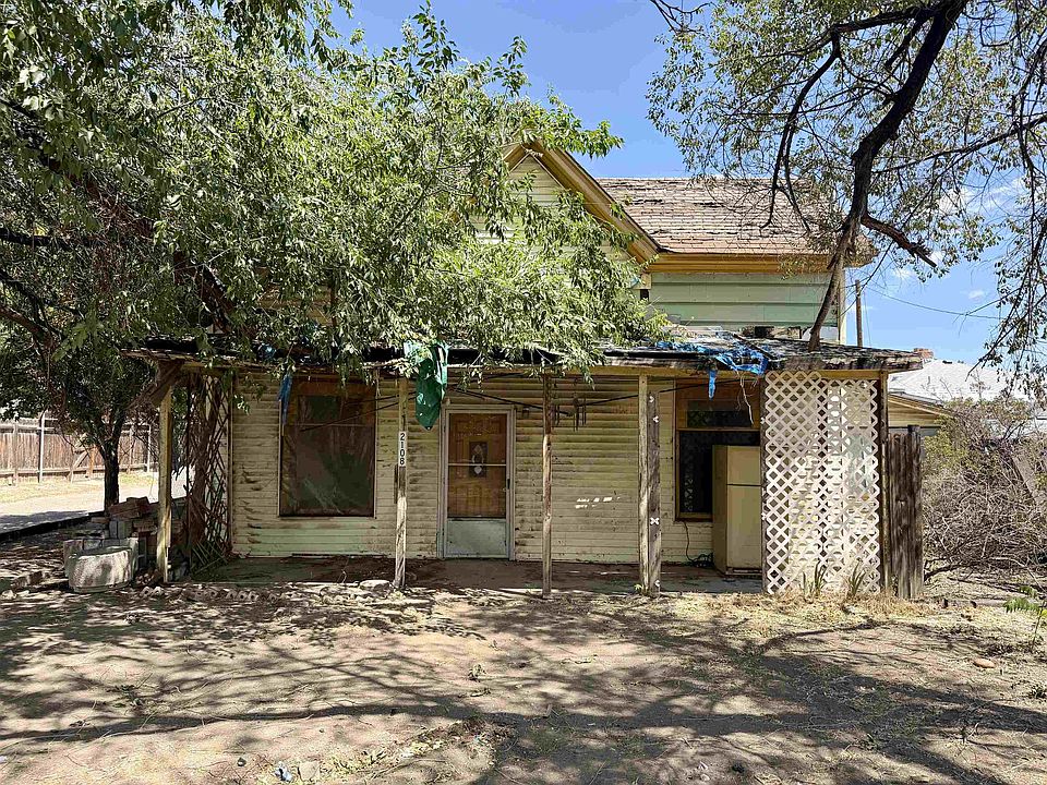 1st image of 2108 Orchard Ave