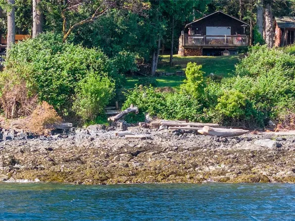 1378 Reef Rd, Nanaimo, BC V9P 9B9