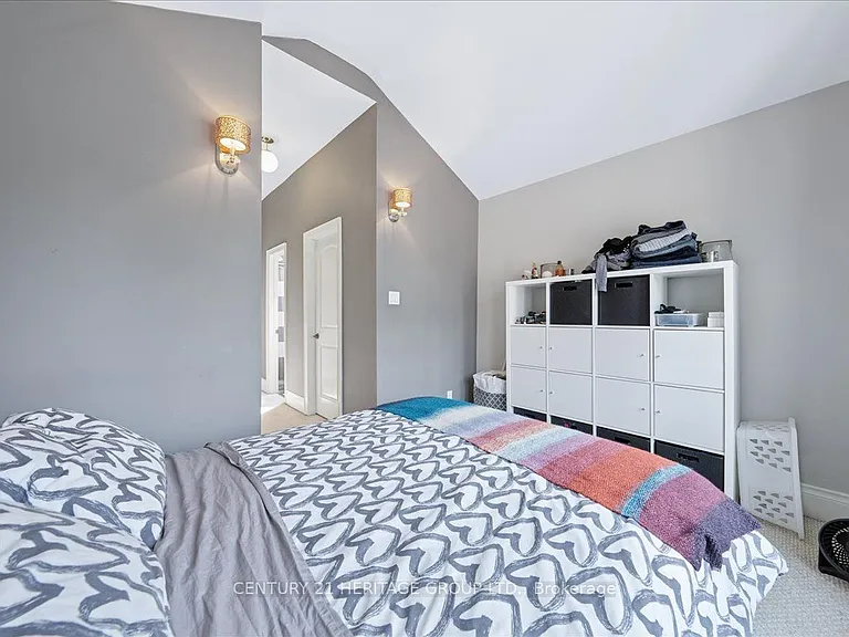 169 King Edward Ave — Photo 25