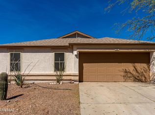 7681 S Carlisle Ave, Tucson, AZ 85746