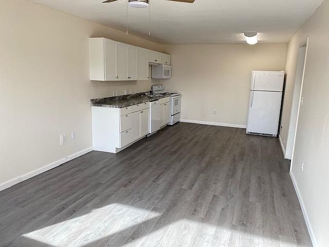 1st image of 305 N Main St #405