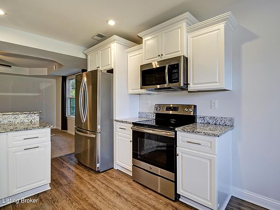 5th image of 6648 Woods Mill Dr