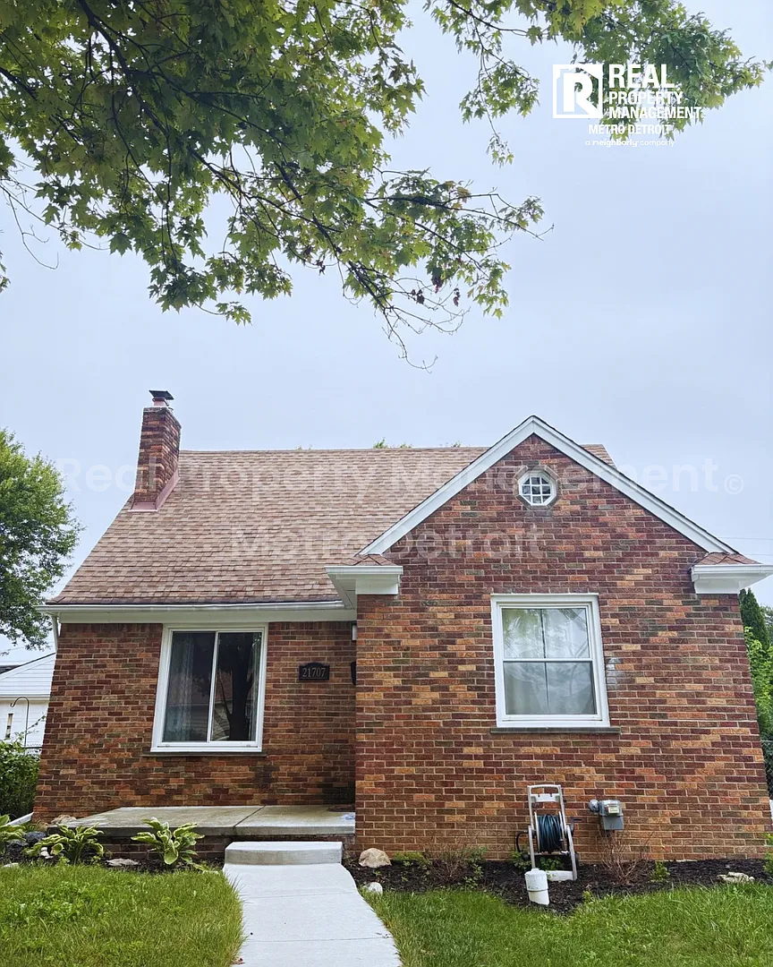 3-Bedroom St. Clair Shores Home with Finished Basement & Fenced Yard — Photo 1