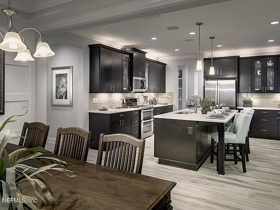 4th image of 83 MALLOW Court
