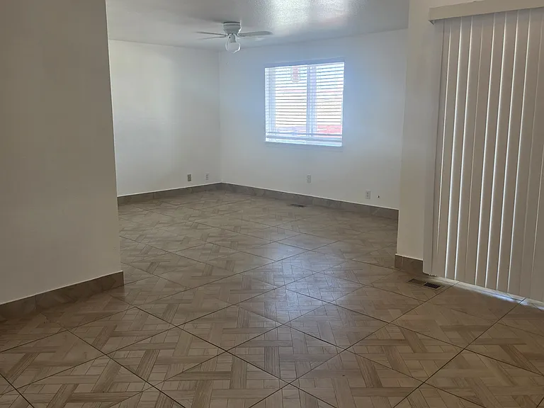 1655 Clarkson Dr #42 — Photo 3