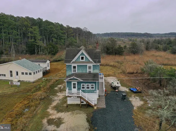 3181 Sackertown Rd, Crisfield, MD 21817