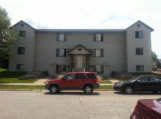 1316 Pine St APT 2, La Crosse, WI 54601
