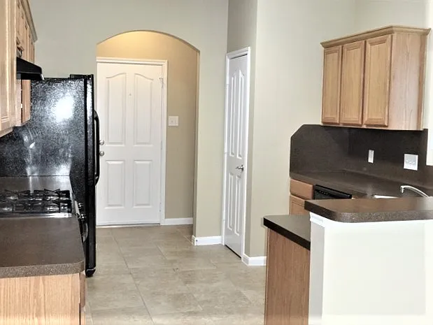 12027 Bunny Ln — Photo 2