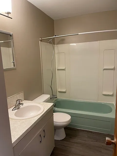 1 bed, $1,100 — Photo 3