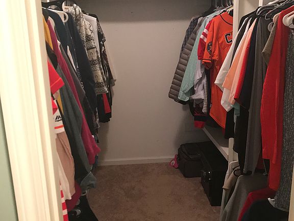 4th image of 140 Peyton Cir
