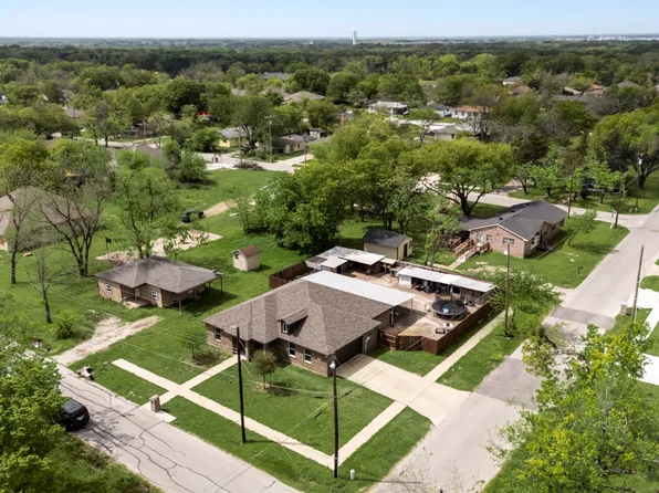 600 Saint Luke St, Terrell, TX 75160