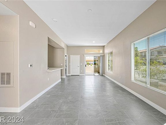 3rd image of 2305 W Horizon Ridge Pkwy APT 1411