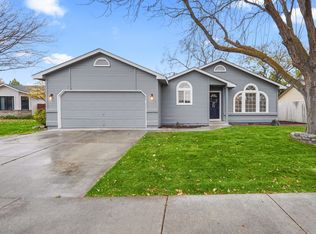 2955 W Stephanie Ct, Meridian, ID 83646