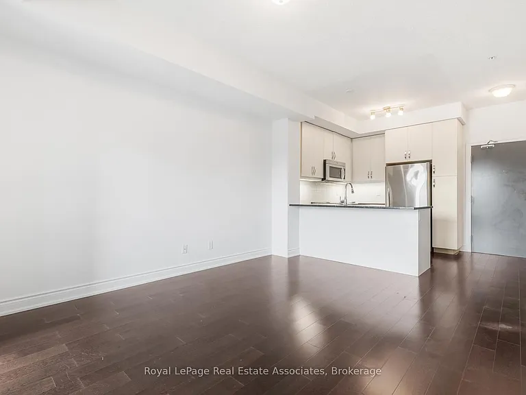 3170 Erin Mills Pkwy #321 — Photo 12