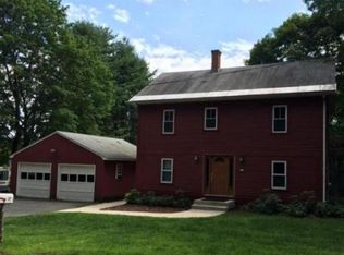 37 Evergreen Rd, Leeds, MA 01053