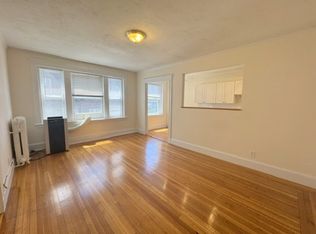 1607 Commonwealth Ave APT 25, Brighton, MA 02135