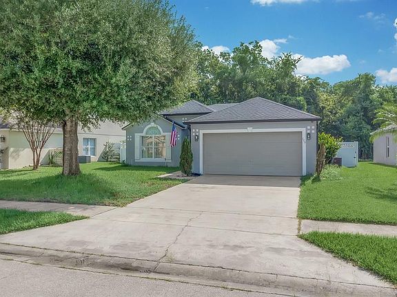 2nd image of 119 CROWN COLONY WAY