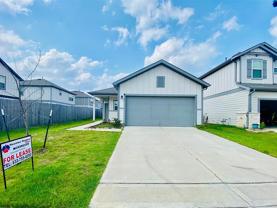 11750 Armadale Dr