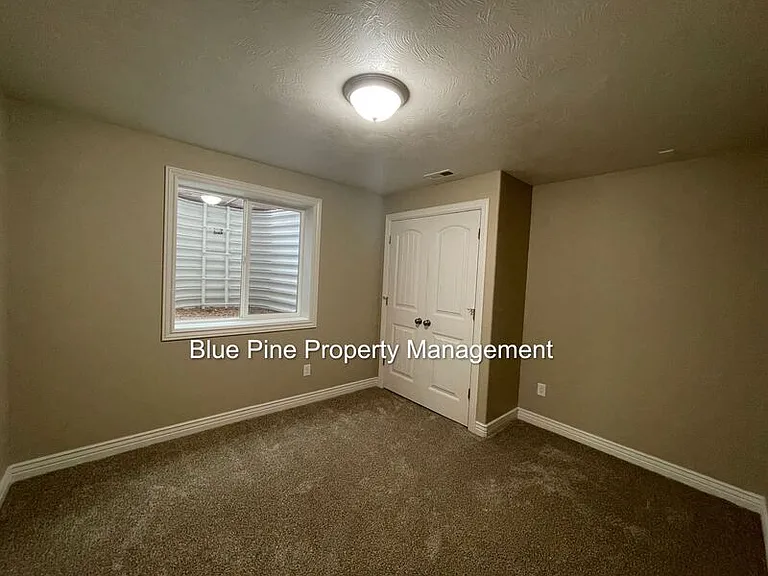 3601 Delaware Ave — Photo 21