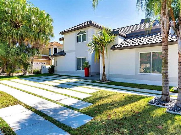 2nd image of 5433 NW 94 Doral Pl