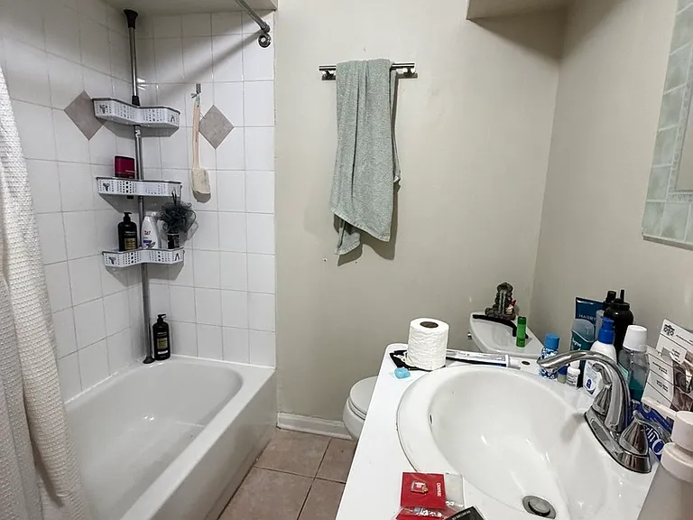 518 N May St #CH — Photo 17