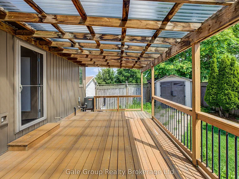 151 Norwich Ave — Photo 36