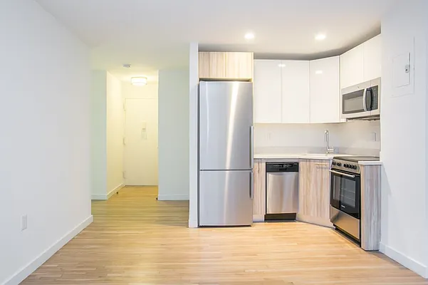 Rented by MNS | media 17