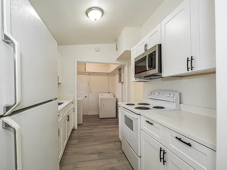 734 5th Pl SW — Photo 8