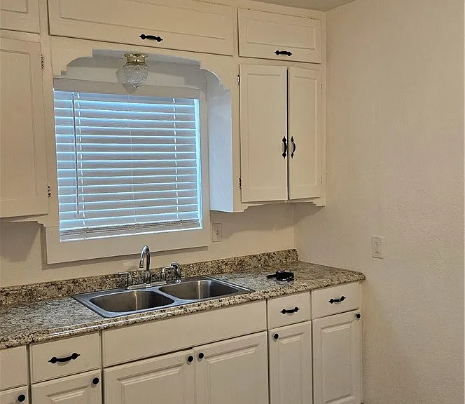 2306 Prescott St — Photo 8