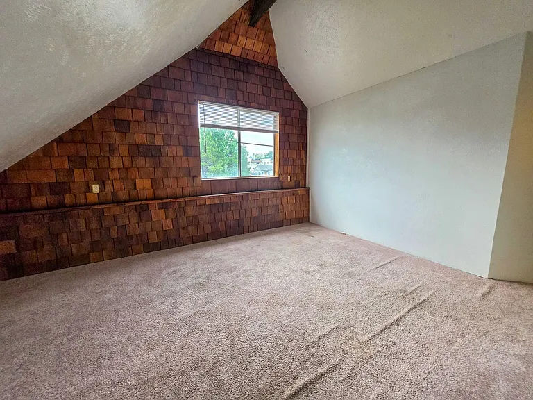 1742 Walnut — Photo 12