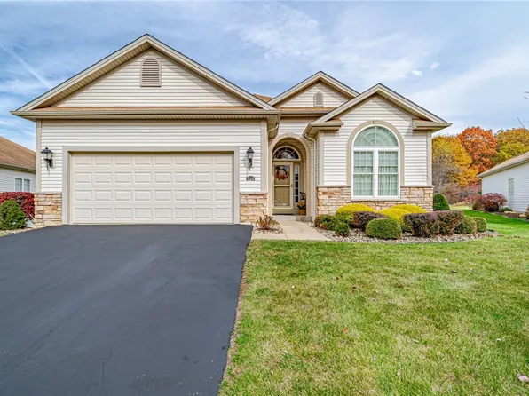 725 Roosevelt Blvd, Freedom, PA 15042