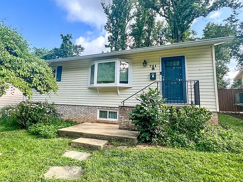 741 Beall Ave Photo 1
