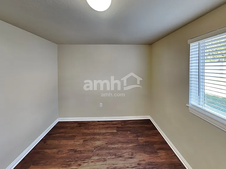 1495 N 2325 W — Photo 13