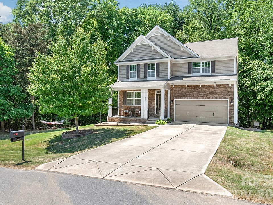 1st image of 973 Autumn Glen Ct