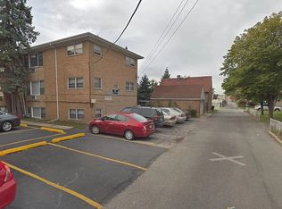 1113 W Cermak Rd, Broadview, IL 60155