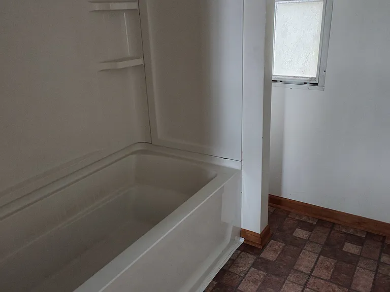 1187 Tilley Rd — Photo 6
