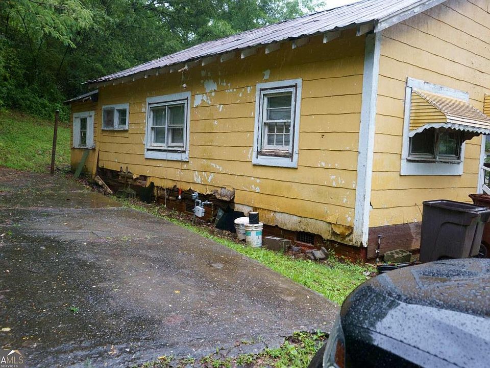 1st image of 125 Roosevelt St