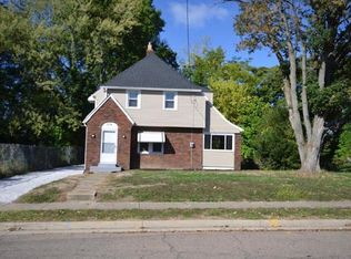 624 Fernwood Dr, Akron, OH 44320
