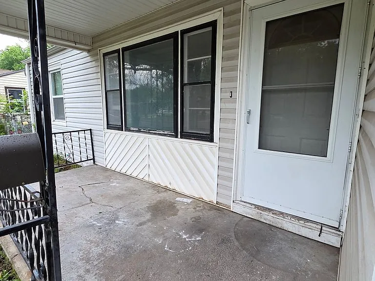 2119 S Glenn St — Photo 19