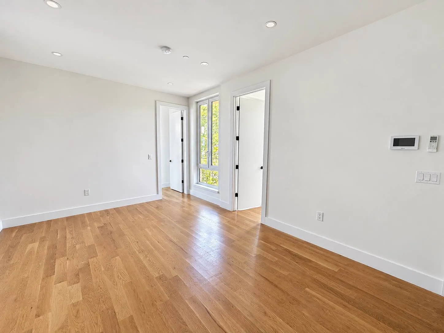 23 Russell Street — Photo 4