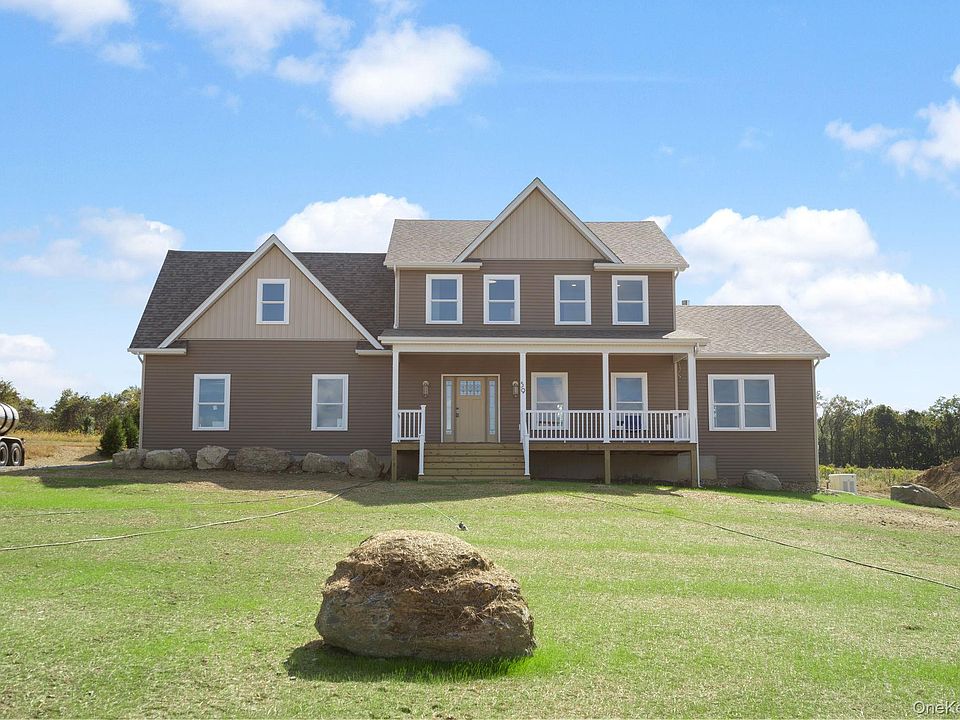 1st image of 13 Harrier Ridge Drive