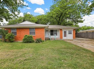 711 N Carroll Blvd, Denton, TX 76201
