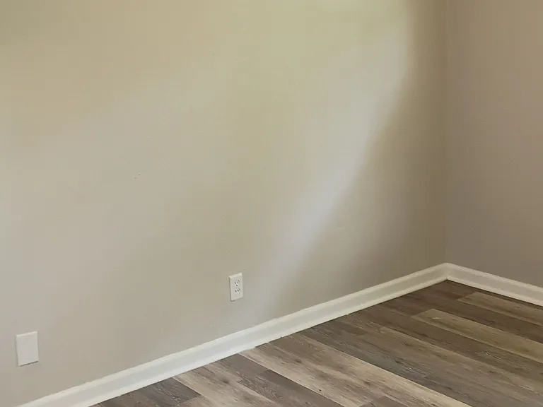 2457 Brevard Dr — Photo 12