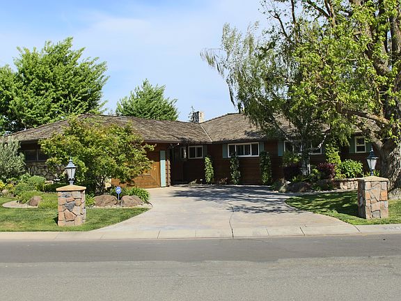 2nd image of 2340 W Lodi Ave