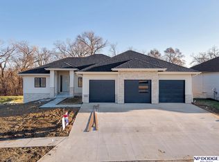 20001 V St, Omaha, NE 68135