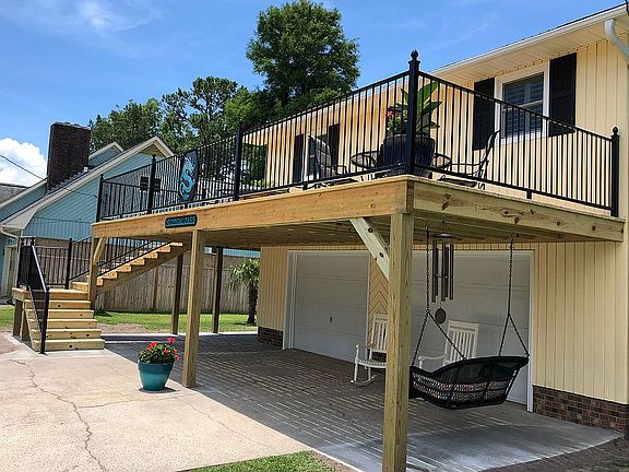 Lots of outdoor living space